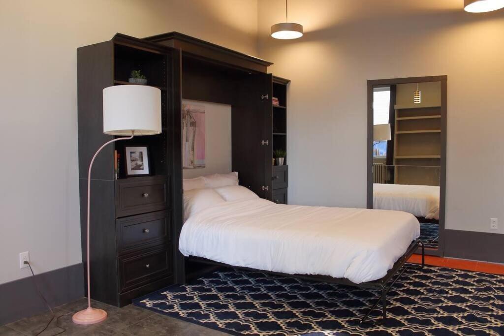 Suite #B, Industrial Styling, Ac Halifax Exterior foto